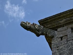 Un animal fantastique de la chapelle N-D de Locmaria