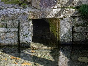 La Fontaine et le Lavoir de Puybardon
