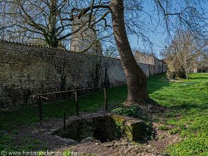 La Fontaine rue de la Fontaine