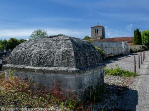 La Fontaine des Morts