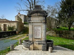 La Fontaine Monumentale
