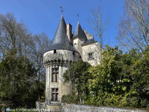 Une des Tours du Château