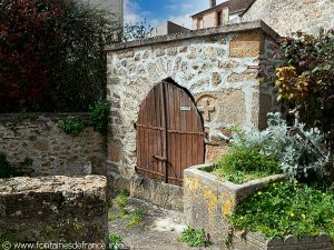 La Fontaine et le Lavoir de Barbotte