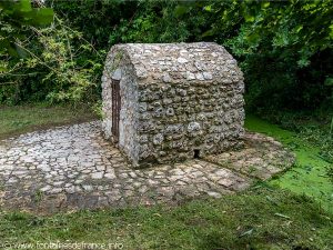 La Fontaine de la Briouzière