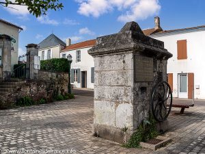 La Fontaine Place Vivier au Court