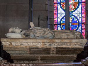 Gisant de St-Briac