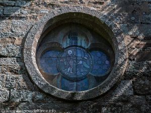 L'un des Vitraux de la chapelle