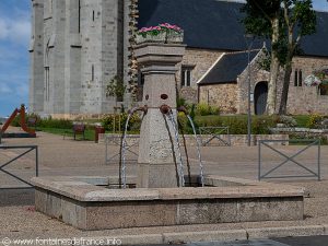La Fontaine Place du Rocher