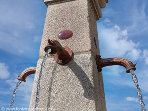 La Fontaine Place du Rocher