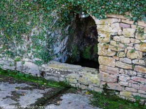 La Fontaine du Lavoir du Manoir d'Eyrignac