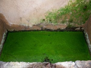 Fontaine de la Chapelle N-D de Brestan