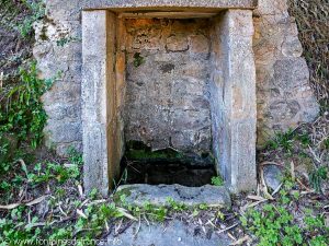 Fontaine Route de la Chapelle St-Jean