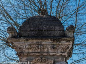 La Fontaine Place des Frères Estremé