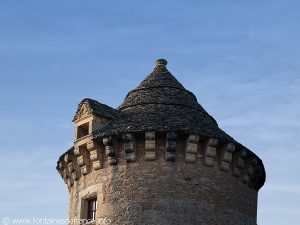 Tour du château de Cramirat