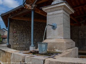 La Fontaine rue de la Fontaine à Mailley