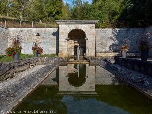 La Fontaine Grande Rue
