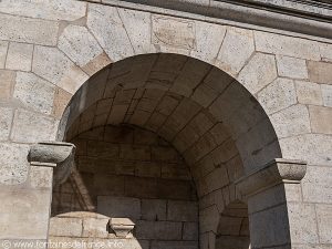 La Fontaine Grande Rue