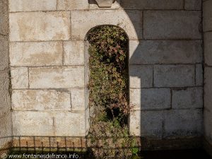 La Fontaine Grande Rue