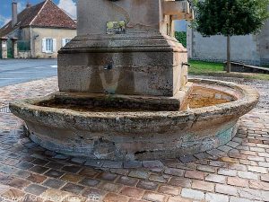 La Fontaine Place d'Aligre
