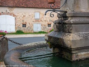 La Fontaine du Bourg