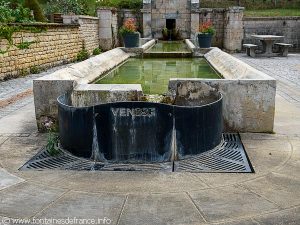 La Fontaine rue des Cazards