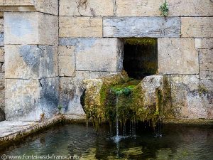 La Fontaine rue des Cazards