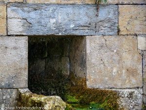 La Fontaine rue des Cazards
