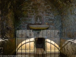 La Fontaine rue de la Fontaine