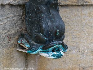 La Fontaine Place Henri IV