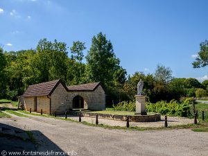 La Fontaine et la Lavoir du Bas