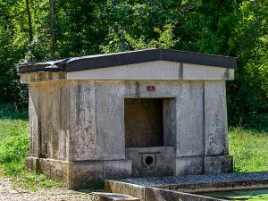 La Fontaine et la Lavoir du Bas