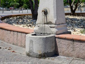 La Fontaine rue Frédéric Mistral
