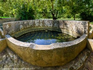 La Fontaine-Lavoir-Abreuvoir