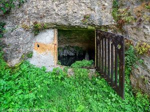 La Fontaine de l'église St-Martin de Tayac