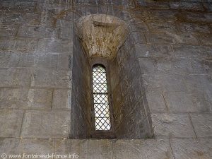 Meurtrière de l'église St-Martin de Taya