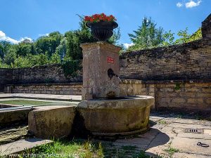 La Fontaine du lavoir-abreuvoir