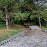 La Fontaine aux loups et le lavoir