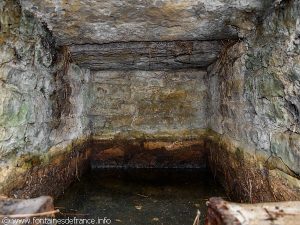 La Fontaine aux loups et le lavoir