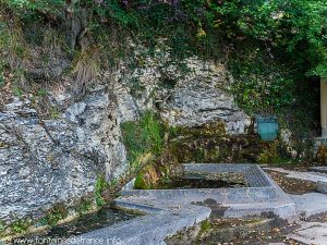 Fontaine-Lavoir