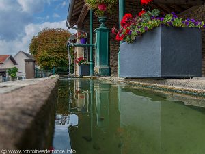 La Fontaine Lavoir -Abreuvoir du Centre