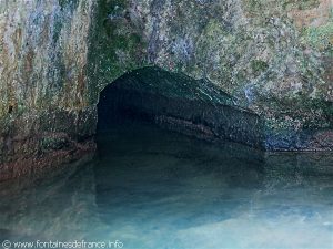 La Fontaine rue de l'Abreuvoir