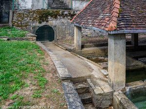 La Fontaine rue de l'Abreuvoir
