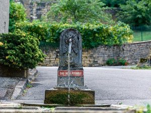La Fontaine rue de la Cure