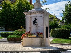 La Fontaine Place Marcel Abbey
