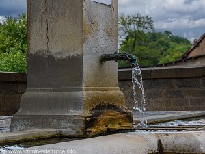 Fontaine du Lavoir du Bas