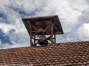 Campanile abritant la cloche