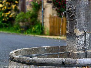 La Fontaine rue des Forges