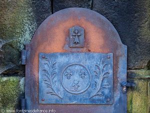 Porte du four à pain