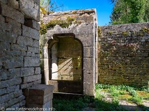 La Fontaine et le Lavoir