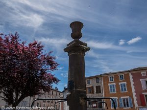 La Fontaine Place du Marché
